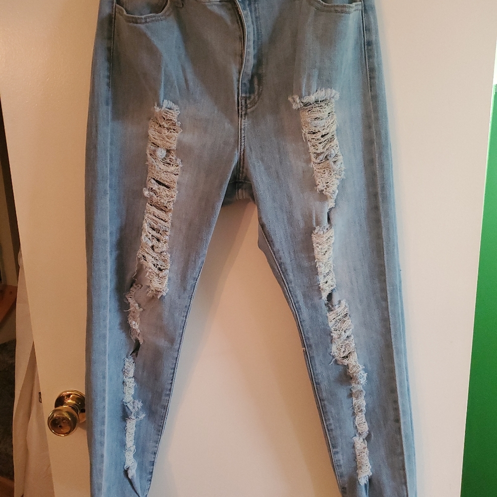 Forever 21 Distressed Ripped Jeans